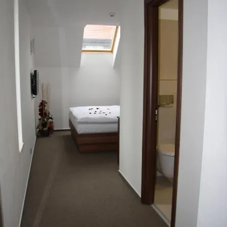 Art 4* Poděbrady