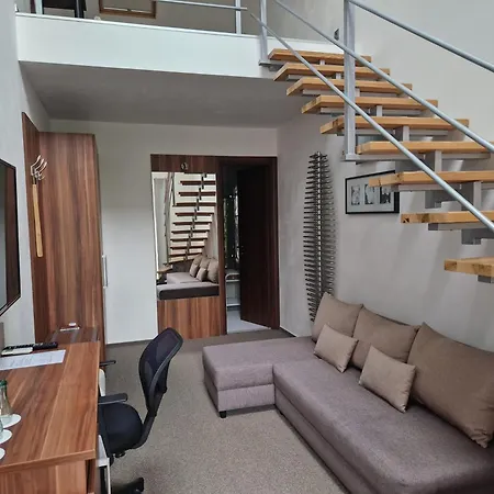 Art Hotel 4*