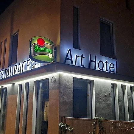 Art 4*