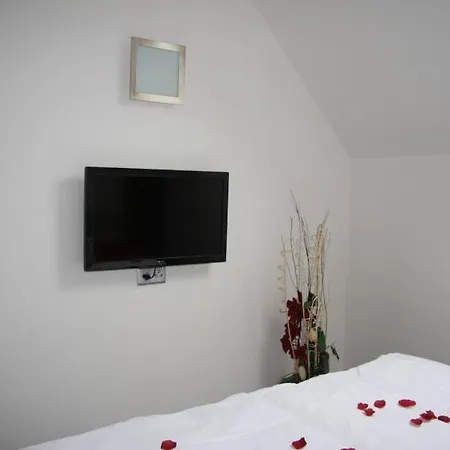 Art Hotel 4*