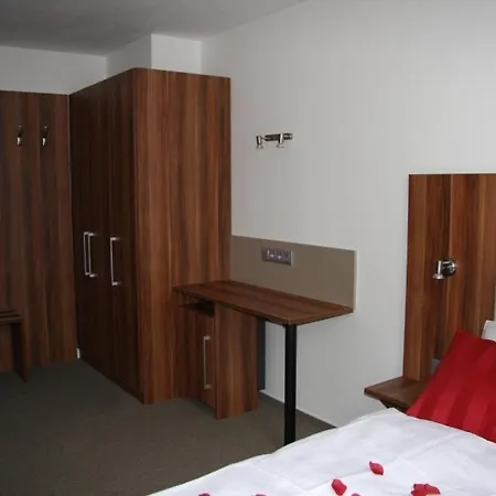 Art Hotell 4*